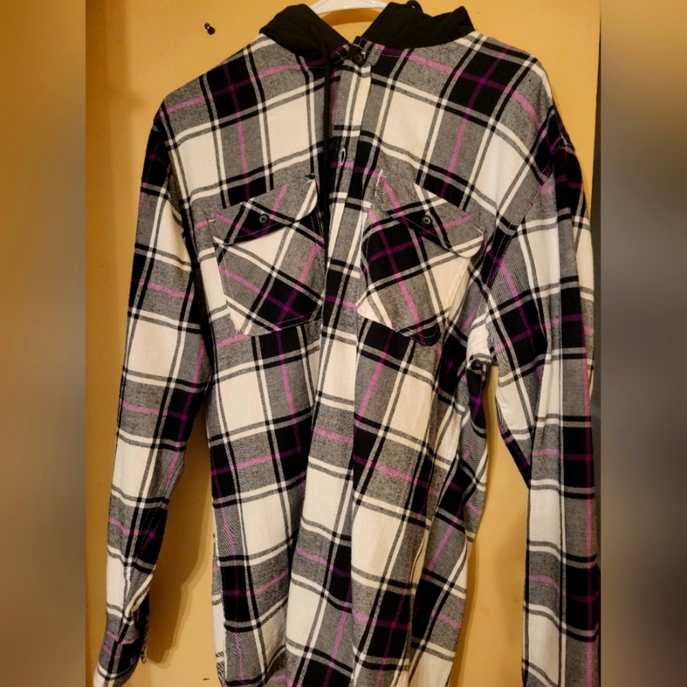 Multiple long sleeve shirts men size medium
